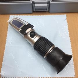 رفرکتومتر چشمی-refractometer